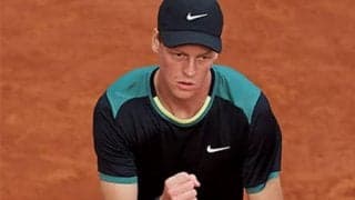 世界2位シナー 今季クレー初戦で快勝