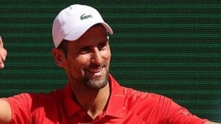 “指揮者”ジョコがブーイングに応戦