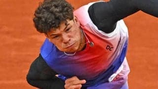 錦織戦から連戦 シェルトン完敗