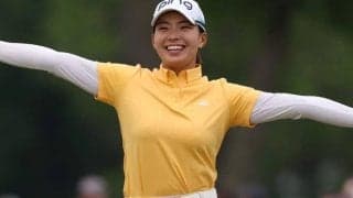 全米制覇の笹生優花を祝福した渋野日向子の“ハグ”に英紙が感嘆「満面の笑顔だ。失望の瞬間だったはずなのに」