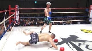 「やばい倒れ方」空手仕込みの“戦慄”左ハイ 前のめりKOに騒然 「糸が切れた人形のよう」の声も