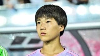 「めっちゃ素敵！」「可愛い」なでしこ20歳FWの成人祝い“チェルシーブルー”の振袖姿が国内外で大反響！「お綺麗！」「青の着物ってこんなに良いものなんだな」の声