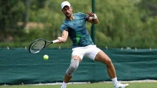 右膝手術から3週間のジョコビッチ、ウィンブルドン出場は「タイトル争いができるときだけ」