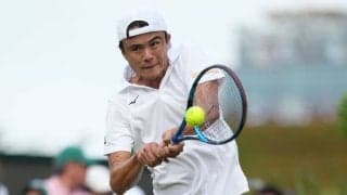ダニエル太郎、世界11位チチパスに善戦もストレートで敗れ初戦敗退[ウィンブルドン]
