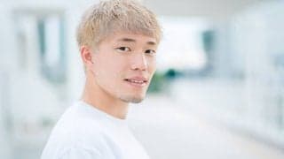 浦和レッズSB・荻原拓也のクロアチア奮闘記「足はボロボロ。ピッチはデコボコ。シャワーも浴びられない」