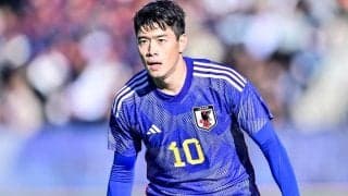 「加速ヤバ！」「どんどん成長してる」22歳MF鈴木唯人の“60m爆走”一人カウンター弾が圧巻！「ボール持った時の加速力半端ない」「ステップアップして欲しい」の声