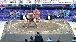 「200キロなのに体が締まってる」怪物新人力士、166キロの巨漢を“秒”で電車道 衝撃の展開に「めっちゃ動けるやん」「強すぎだろ」