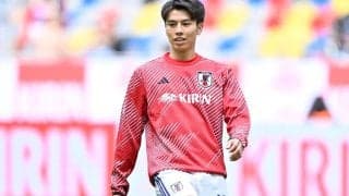 「攻めてる！」田中碧所属デュッセルドルフの“パープル＆ピンク”の新3rdユニフォームが評判！「可愛すぎ!!欲しい!!」「サード着てドイツに応援行きたい」の声