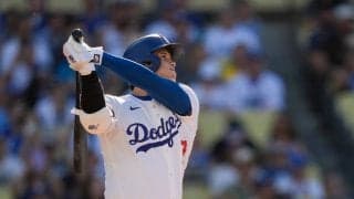 大谷翔平、3戦ぶり34号ソロ 本塁打王争いで2位に2本差、ベース踏み直すシーンも 自己最多シーズン48発ペース