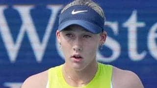  17歳アンドレーワ 世界13位に圧勝 
