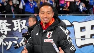 日本代表ロッカールームの舞台裏…長友佑都の“闘魂注入”がエモすぎる！「本当に偉大」「雰囲気と安心感が出る」「感謝やな」ファン感動