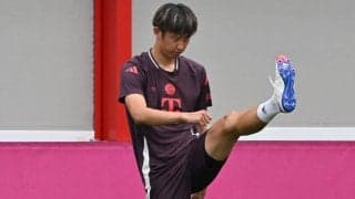 バイエルン伊藤洋輝に復帰へ次の一歩！　クラブが練習場でのランニングを明らかに