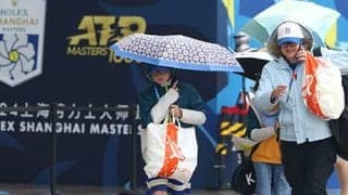  雨続きの上海 大会進行に暗雲 