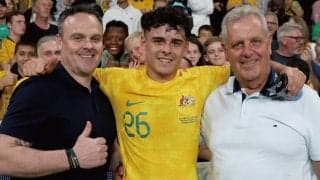 オーストラリア代表がマンC保有の21歳MFを失う？ 豪代表で2試合出場も公式戦歴なく多重国籍、10月落選で浮かび上がった“鞍替え”希望