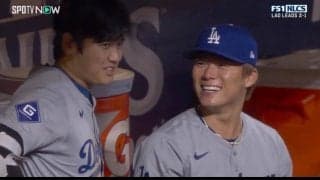 充実の山本由伸、再びの熱投に大谷翔平も“満開ニッコリ”でお出迎え…ベンチでのほっこりシーンが反響「ふたりともにっこにっこにー」「優しい表情」
