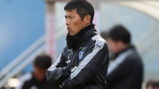 1年でJ1復帰の横浜FC、四方田修平監督と契約更新「真価が問われるシーズンになる」