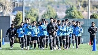 【長谷部新監督が着手するJ1川崎の新たなチーム作りとは(2)】始動2日間の練習メニュー＆ルールに見られた攻撃・守備の新構築……フィジカルコーチを置かず、居残りTRにも変化