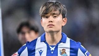 「未来の姿」「ビエルサっぽい？」ソシエダ久保建英のピッチ脇での知性あふれる“分析官ショット”が話題！「将来監督やりそうね」「ぜひ海外のクラブを指揮して」の声