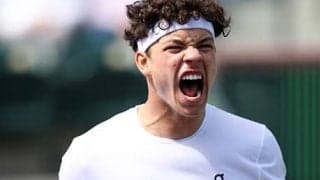ロディック以来の記録で8強