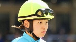 【新潟7R】小林美駒騎乗 スピードパンサーが抜け出す