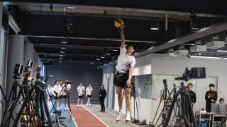 高校生たちがシューズ開発の現場を体験。西田有志は「興味を持つことがプレーヤーとしても大事」とエール【METARISE 2 - TRY! ASICS!】