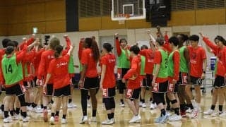 バスケ女子日本代表強化合宿がスタート…ゲインズ新HCは「共通理解を深め、全員で成長していく時期」と位置づけ