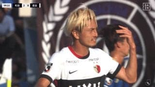 「イライラしちゃいかん」鈴木優磨の“無理やり引き起こし”に鹿島ファン騒然！「カード出てもおかしくないよ」倒れた相手のユニホームを掴んで離した瞬間