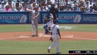 なんだこれは…？ 大谷翔平のボールで“異変”「ドン引き」 打者が混乱して“マン振り三振”→呆然リアクション「これは打てない」