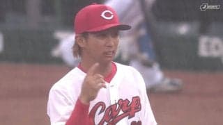 「カープの内野は堅いな」広島・羽月隆太郎、ホットコーナーを襲う強烈打球をダイビングキャッチ！スーパープレーにファン歓喜