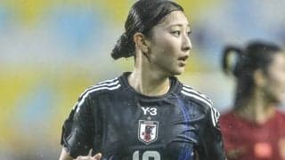 なでしこMF塩越柚歩の“真夏スタイル私服＆パンケーキショット”が話題！｢柚姫そんな凄いの食べちゃうの？｣｢相変わらずスタイル抜群！｣の声