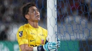 元日本代表GKも完敗！再来日した34歳ブラジル人FWの“スーパー弾”に｢バケモンすぎるやろ｣大反響！｢相変わらず理不尽｣｢身体キレてる！｣の声