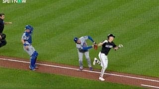 何が起きた…？ 大谷翔平、タッチプレーで“まさかのアクシデント”「エグいな」打者走者のリアクションが話題に「笑ってしまった」