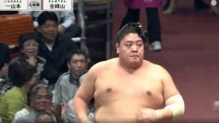 人気力士、涼しい顔で土俵上をウイニングラン？ 「半周、軽くジョギングして…」実況思わずツッコミ 「足取りが軽いw」「かわいい駆け足」ファンほっこり