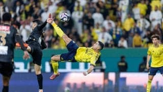 「AIじゃないよな？」40歳Ｃ・ロナウドの“神業オーバーヘッド弾”に世界衝撃！「誰か出生証明書を確認してくれ」「完璧すぎるほど美しい」