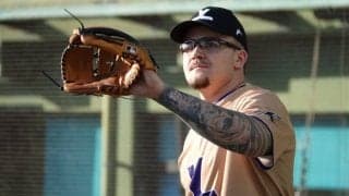 肘に走った“電流”「神経がいかれた感覚」　WBCは絶望＆MLB解雇…チェコ右腕が襲われた悪夢