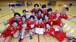 東亜学園が男子3位決定戦制し3年連続41度目の本大会出場　相手エースに最大3枚ブロック／春高バレー