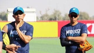 川﨑宗則と田内真翔の二遊間コンビがドバイで過ごす濃密な１カ月　野球不毛の地で咲いた新たな師弟関係