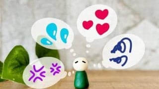 「最近ちょっと変かも…？」それ、もしかしたらホルモンのしわざです。