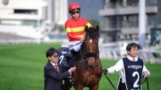 横山和生騎手、香港カップでの斜行により1月1日から4日間の騎乗停止