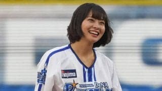 選手と「出会ったらびっくりしちゃう」　キャンプ地降臨の元人気チアが「かわいすぎ」