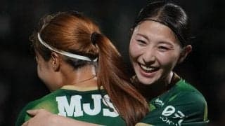 ｢酔っとるやん(笑)｣なでしこMF塩越柚歩、サンタ帽で“ほろ酔いピンクほっぺ”姿の匂わせ投稿に｢誰と一緒かな???｣の声も
