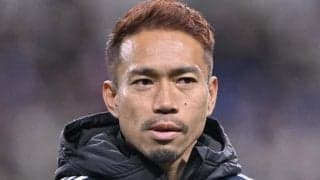 ｢この脚は芸術品｣39歳DF長友佑都の“彫刻のような脚”に反響！ 沖縄キャンプで撮影された写真が｢美術館に展示されてそう｣｢惚れるねこれは｣と話題