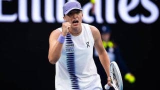 シフィオンテクが苦しみながらも初戦突破。予選勝者ユアンの猛攻を退け、生涯グランドスラムへ一歩前進[全豪オープン]
