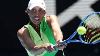  昨年女王 ストレート勝ちで初戦突破 