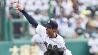 沖縄尚学・新垣は、角度のある直球と、キレ抜群のスライダーが生命線【センバツ出場校の逸材】