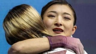 「撮るな」--涙止まらぬ坂本花織を“守る”　米女子代表の親切行動にNY紙も脱帽「仲間のために立ち上がった」【冬季五輪】