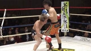 「ダウン、ダウンでしょ」咄嗟の行動でダウンを回避 “勝利への執念”が生んだ一コマに放送席興奮
