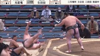 「イケメンが吹っ飛んだ」「一般人なら入院」衝撃光景に館内騒然 元関取が見せた“格の違い”に驚きと心配の声