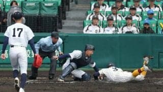 見抜いた弱点「内角を多めに」、強気の配球で失点1　東北の荒川選手