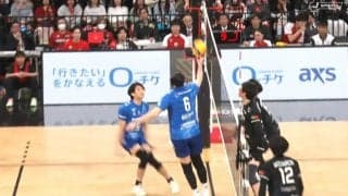 男子バレーで世界的セッターが“極上”片手トス「バスケットのレイアップのような」優しい手触りにファン興奮